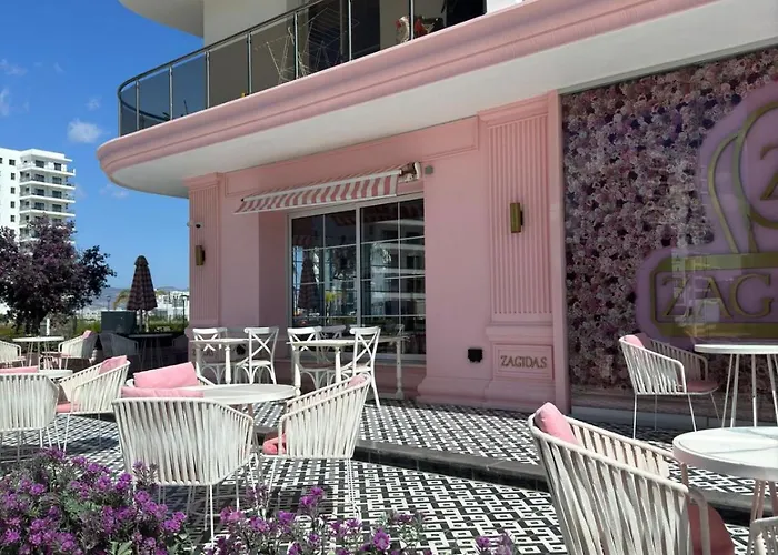 アパート Lavender Homes Iskele - Cosy With Pool ファマグスタ